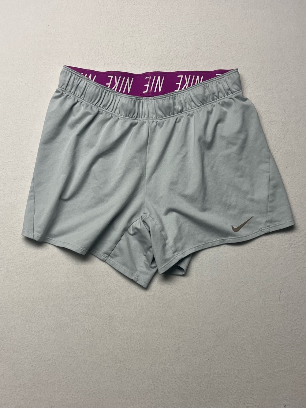 Nike Dri-Fit Womens Medium Gray Running Shorts Gym Workout 5' Inseam Fushia Logo